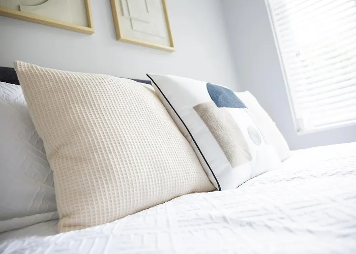34 Evesham Road - Studio Apartment