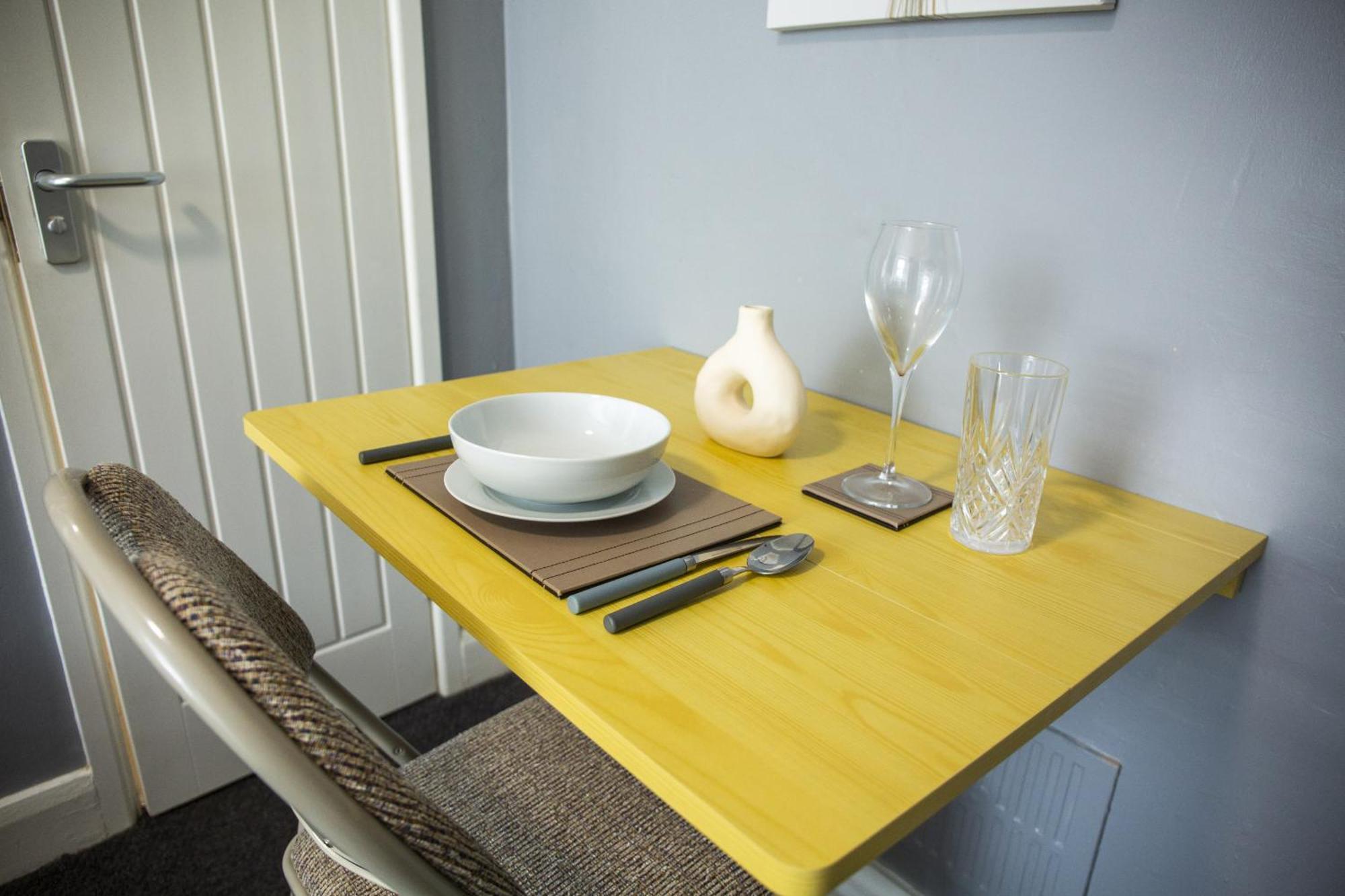 34 Evesham Road - Apartment